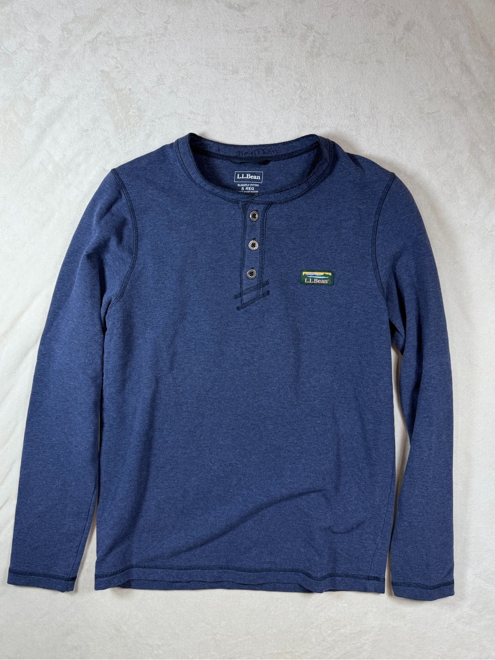 L.L. Bean Small Slightly Fitted Navy Long-Sleeve Henley Sweater with Chest Patch